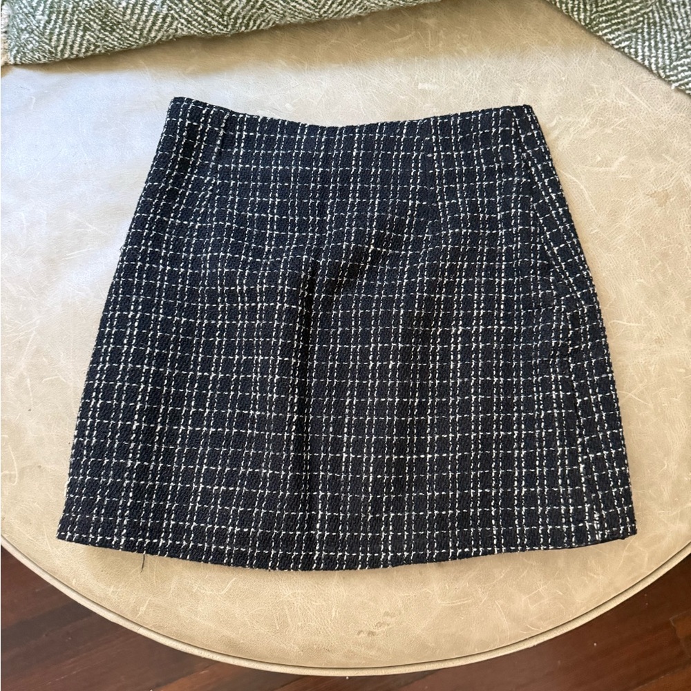 Black Mini Pencil Skirt